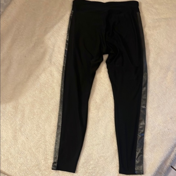 Adore Me Black Leggings with Metalic Side Panels - Picture 5 of 5